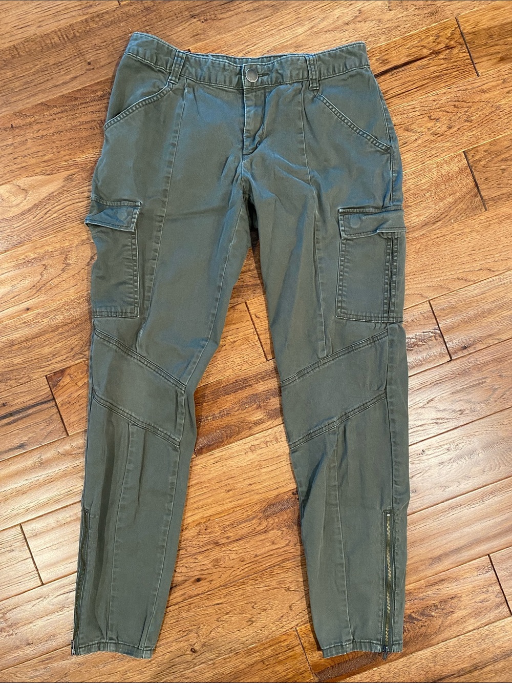 INC International Concepts Olive Green Skinny Cargo Jeans